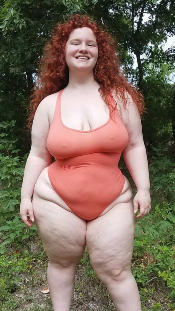 Photo by Cellulite & Pawg with the username @Cellulite,  January 5, 2019 at 10:39 AM and the text says 'I for one love the sight of cellulite! #cellulite #bbw #sexy #outdoor #thick #chubby'