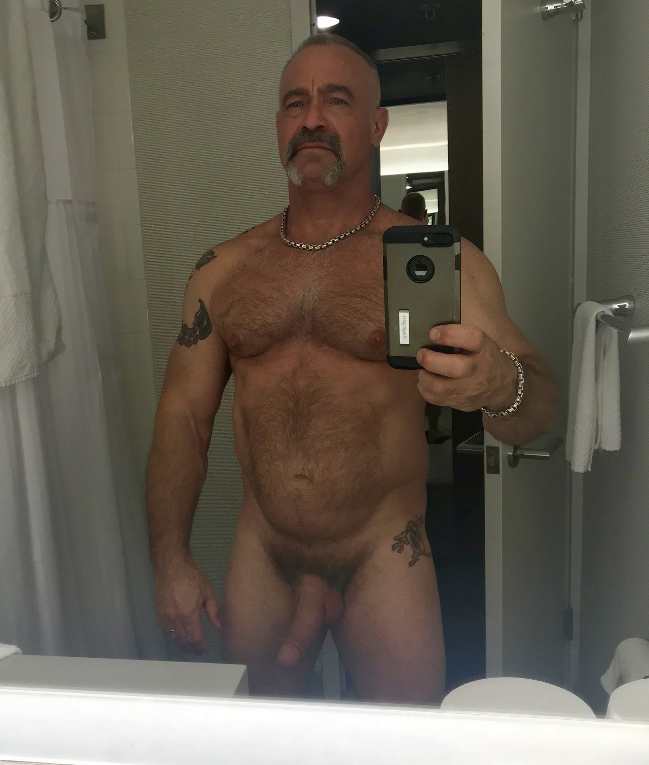 Shared Photo by dads-on-dads-on-dads with the username @discount,  March 2, 2019 at 6:29 AM and the text says 'Id do lots for this daddy's dick'
