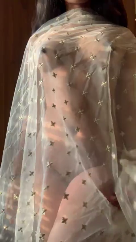Shared Video by AliceNice with the username @AliceNice, who is a star user,  August 15, 2019 at 12:10 PM