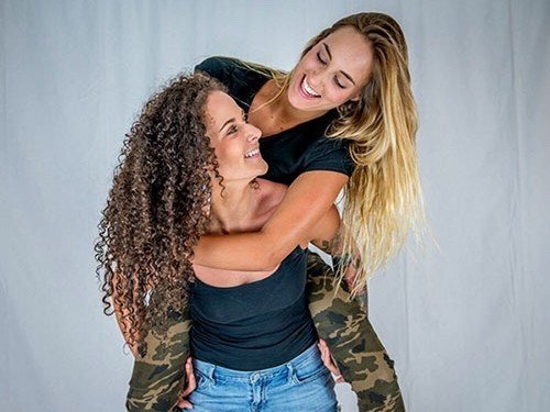 Link by Mila Harper with the username @milaharper04,  November 15, 2019 at 12:02 PM and the text says 'The Top Ways to Maintain a Healthier Lesbian 
  #chat #sexting #love #romance #relationship #love #lesbian'