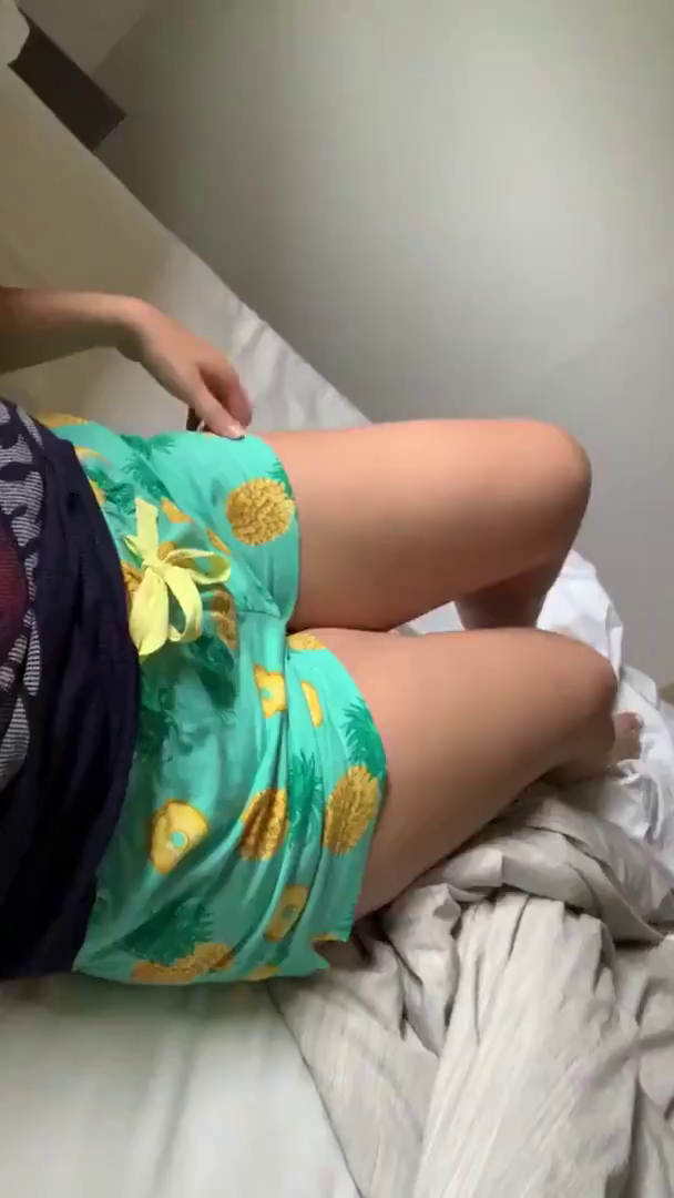 Watch the Video by Hot Girls Only with the username @sparkynicm, who is a verified user, posted on December 17, 2019. The post is about the topic Bouncing Boob Drop. and the text says 'mellowactivedonkey'