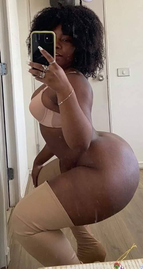 Photo by BootyOnline with the username @BootyOnline,  July 14, 2021 at 1:23 AM. The post is about the topic Big Black Booty and the text says '#thick #ebony #blackbooty'