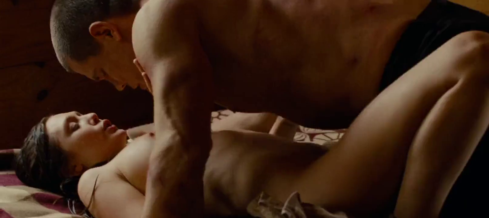 Elizabeth Olsen Martha Marcy May Marlene Sex Twins Old Sex Scene