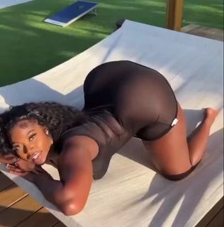 Video by BootyOnline with the username @BootyOnline,  September 28, 2022 at 4:23 AM. The post is about the topic Big Black Booty and the text says '#thicc #ebonybabe #bigbutt'