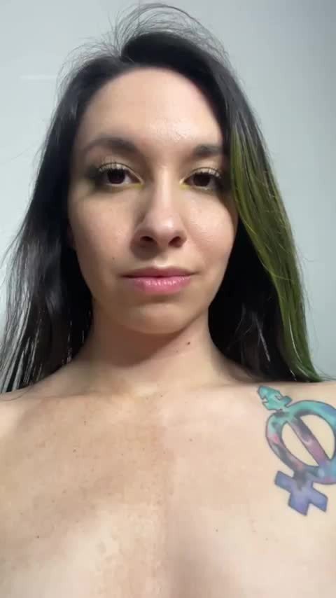 Video by Lethallabia with the username @Lethallabia, who is a star user,  February 24, 2023 at 6:37 AM. The post is about the topic Latinas and the text says 'Has a latina ever sat on your face?

https://i.imgur.com/aTyXI2X.mp4'