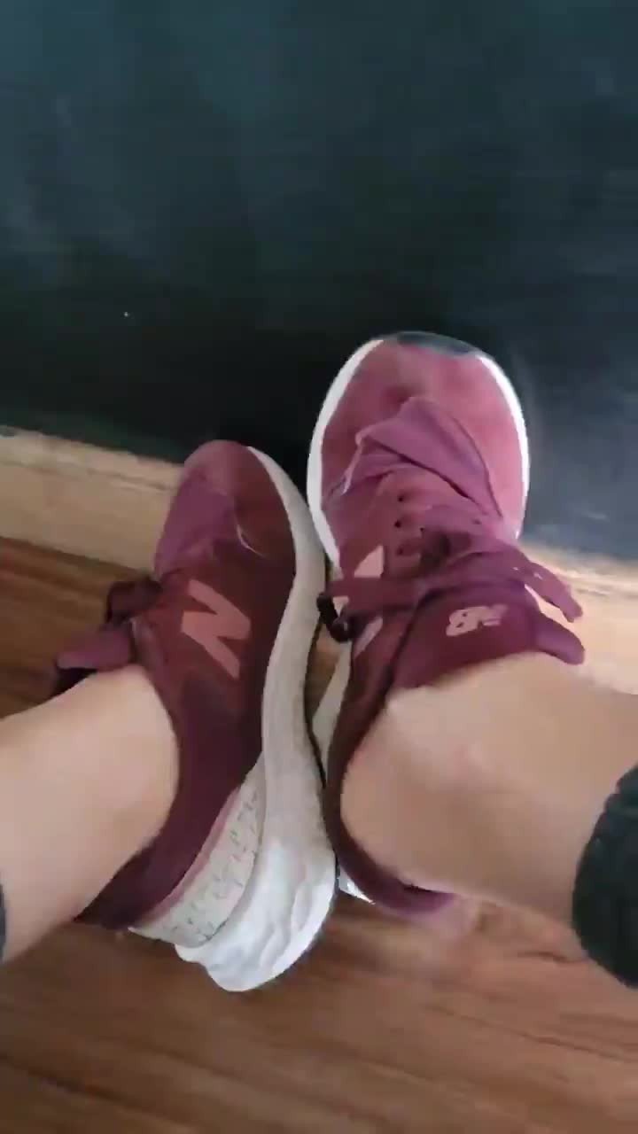 Video by MaxMeen♨️ with the username @MaxMeen,  April 3, 2024 at 8:17 PM. The post is about the topic Stinky and Sweaty and the text says 'Sweaty feet 🔥👣💧
#sweaty #stinky #feet #foot #soles'