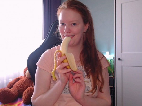 Link by Lady inari with the username @Ladyinari, who is a star user,  May 22, 2024 at 5:18 PM. The post is about the topic Amateurs and the text says 'Check my new vids!   #Ginger #Women #Food #Blowjob #Manyvids'