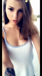 Shared Video by babe-click with the username @lumb3r, who is a verified user,  January 27, 2019 at 1:51 PM