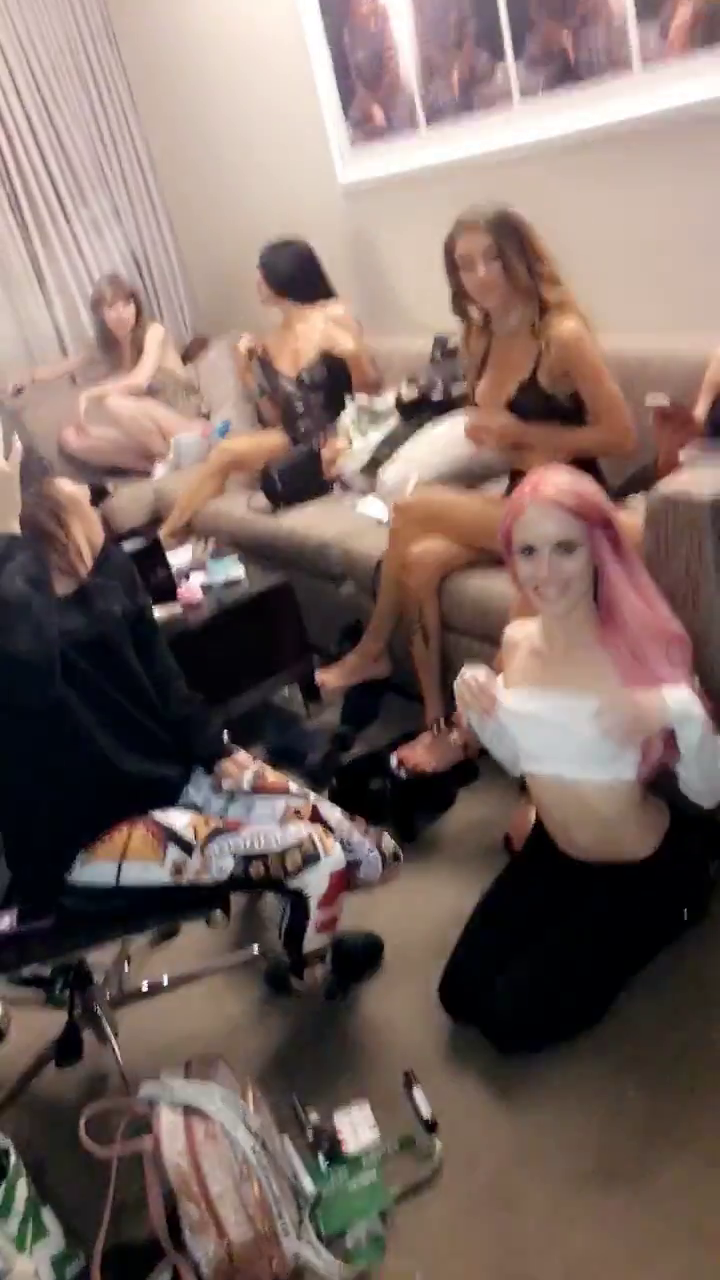 Shared Video by CollegeBabes with the username @CollegeBabes,  May 13, 2019 at 6:25 PM. The post is about the topic College and the text says 'The sorority sisters getting ready to hit the Vegas Strip..'