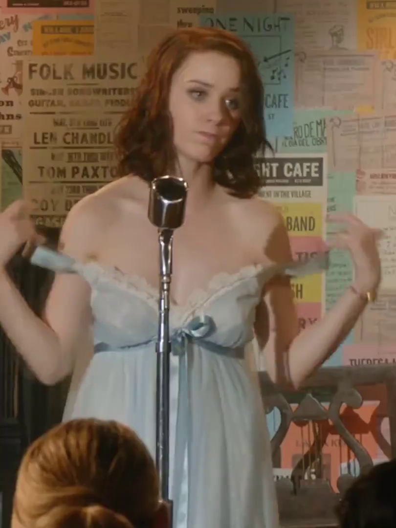 Video by Furious Gibbon with the username @FuriousGibbon,  March 19, 2019 at 7:50 PM and the text says 'Rachel Brosnahan - "The Marvelous Mrs. Maisel"'
