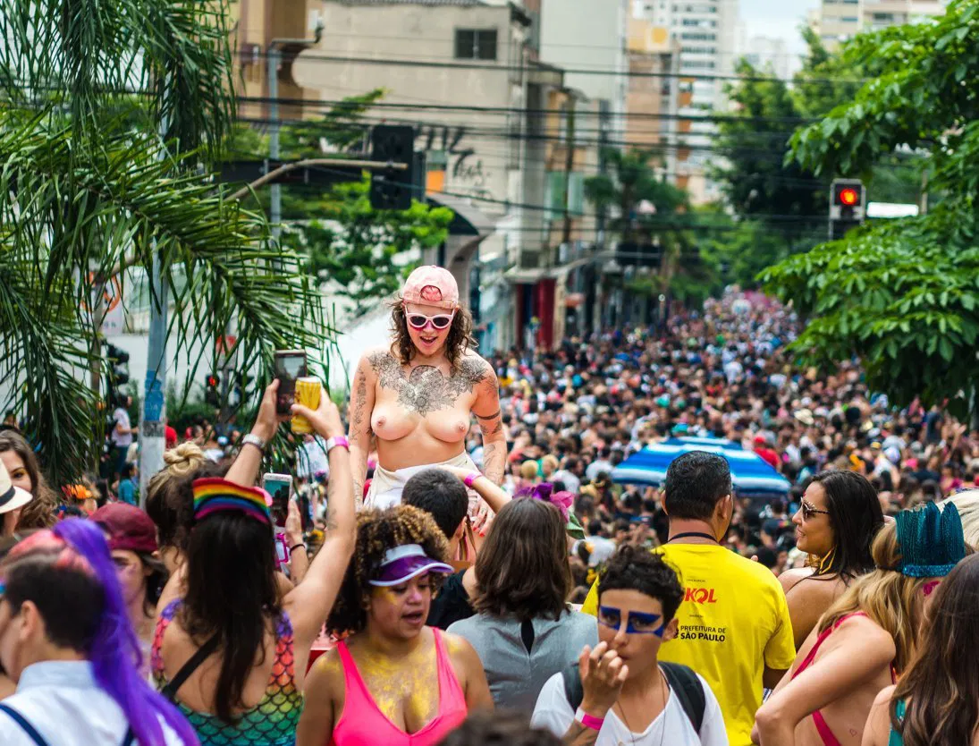 Photo by Perceval23 with the username @Perceval23,  February 26, 2019 at 5:00 PM and the text says 'Carnival in Brazil'