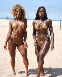 Photo by BootyOnline with the username @BootyOnline,  October 2, 2022 at 3:13 AM. The post is about the topic Black Beauties and the text says '#beach #bikini'