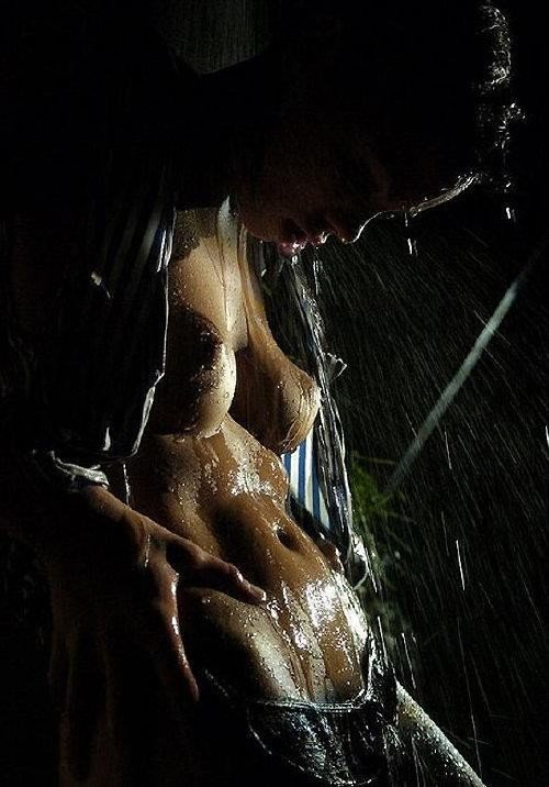 Photo by Devynsdogg with the username @Devynsdogg,  November 2, 2019 at 11:05 PM. The post is about the topic Beauty of the Female Form and the text says 'Caught in the rain! #sexyfemales #wetgirls #blackbeauties #ebony #blackgirls #babes 
https://ci.phncdn.com/pics/albums/014/750/902/180149802/(m=e-yaaGqaa)(mh=3c3Ac0tuZF4ZNK1v)original_180149802.jpg'