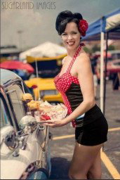 Photo by RedandBrunetteLez with the username @mommaandrea,  May 5, 2024 at 6:47 PM. The post is about the topic Pinup Dolls