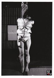 Photo by JapaneseBDSM with the username @JapaneseBDSM,  March 25, 2019 at 9:10 PM. The post is about the topic Bondage and the text says 'Kinbiken
Model Toshiko Tahara'