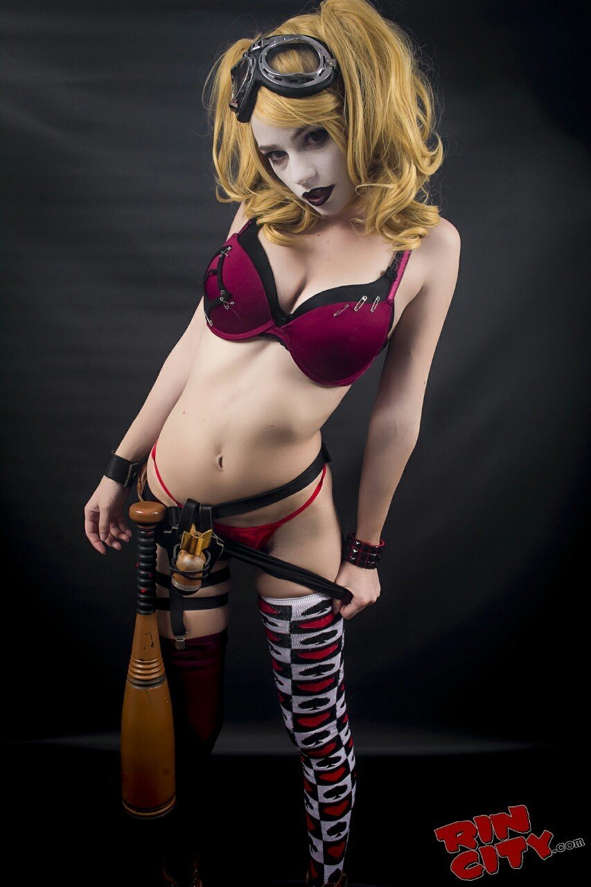 Photo by polymorphousperv with the username @polymorphousperv,  December 16, 2018 at 7:45 PM. The post is about the topic Cosplay and the text says 'Rin City - Harley Quinn Cosplay'