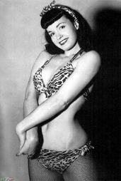Photo by youngandtightest with the username @youngandtightest,  May 16, 2019 at 12:55 AM and the text says 'Betty (Bettie) Page'