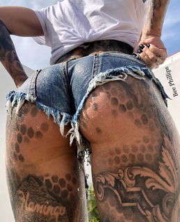 Photo by Devynsdogg with the username @Devynsdogg,  August 28, 2019 at 4:40 AM. The post is about the topic Ass and the text says 'awesome ass cleavage! #Fetish #SexyFemales #BlindesareBeautiful #Jeans #Babes #Tattoo
https://www.instagram.com/p/B1r-fDXgq28/?utm_source=ig_web_copy_link'