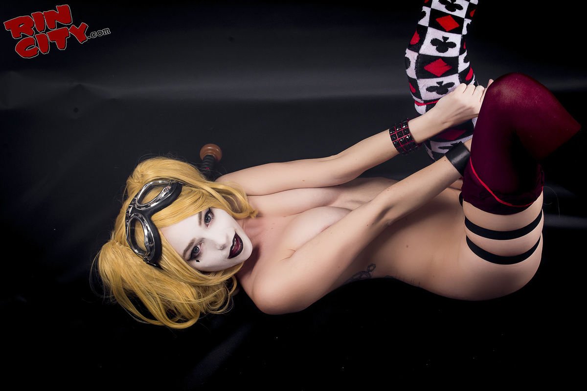 Photo by polymorphousperv with the username @polymorphousperv,  December 16, 2018 at 7:45 PM. The post is about the topic Cosplay and the text says 'Rin City - Harley Quinn Cosplay'
