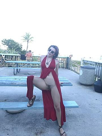 Photo by BootyOnline with the username @BootyOnline,  August 27, 2022 at 12:08 AM. The post is about the topic crotches and under the dresses and the text says '#Public #flasher'