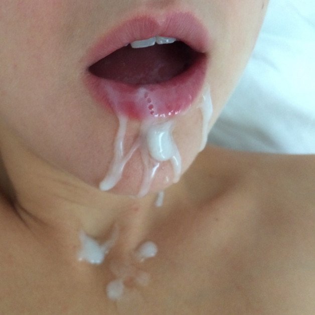 Photo by eroseterna with the username @eroseterna,  June 6, 2024 at 12:35 PM. The post is about the topic Cum in mouth