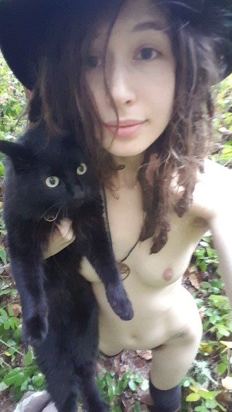 Photo by SayUncle with the username @SayUncle, who is a verified user,  June 14, 2018 at 8:19 AM. The post is about the topic Indifferent Cats In Amateur Porn and the text says 'tumblr_p083147CSg1v6msi1o1_400.jpg'