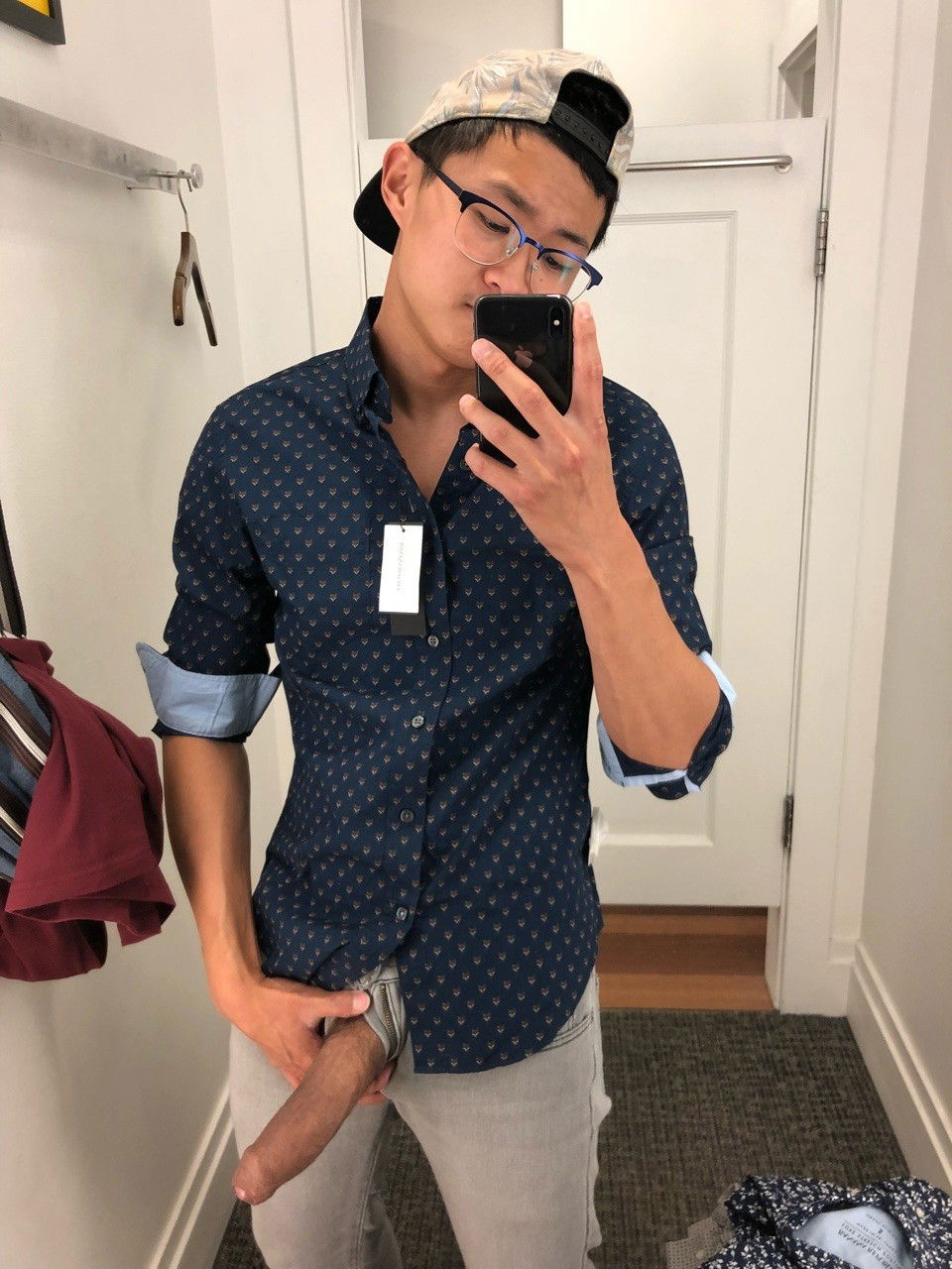 Photo by supaflexboi with the username @supaflexboi, who is a verified user,  March 26, 2019 at 8:51 PM and the text says 'Big Asian dick in the changing room'