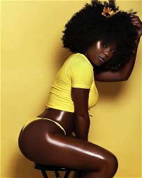 Photo by tofeee with the username @tofeee, who is a verified user,  March 21, 2019 at 5:29 PM. The post is about the topic Black Beauties and the text says ''