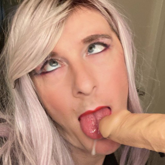 Posted in topic ahegao sissy