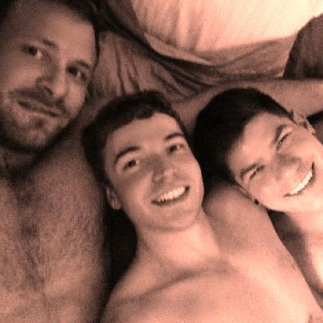Gay Dads & Sons -Masculine, hairy, butch dads a…