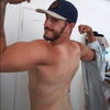 Hung Str8 Boy Cam -Hung straight guy, currently o…