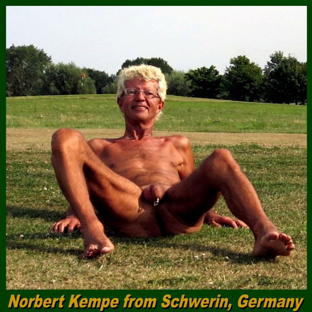 naked by name -Nackt ausgestellt mit vollen N…