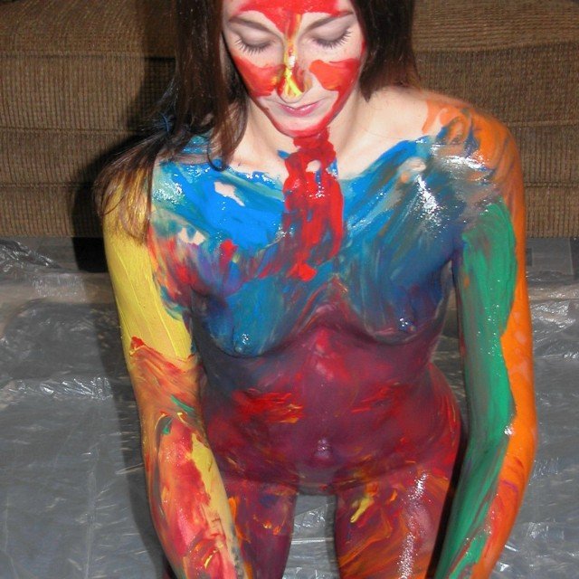 Posted in topic Nice Body painting