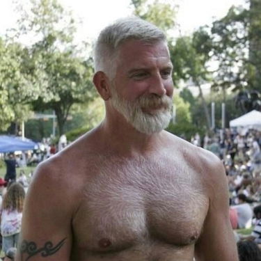 Silver daddies -Sexy daddies, silver foxes, ma…