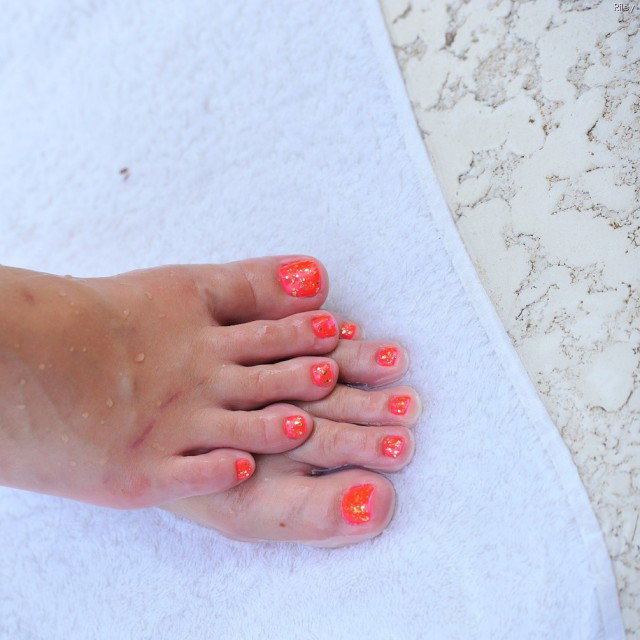 Ten Pretty Toes -Pretty feet and toes