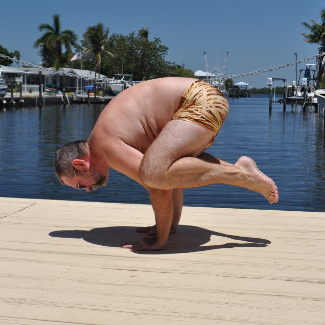 Yoga Men (gay) -Pics of acrobatic, flexible me…