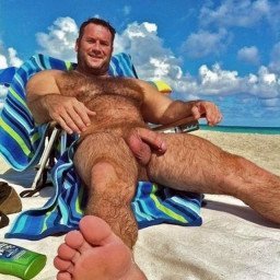 Photo by Smitty with the username @Resol702,  July 27, 2023 at 3:16 PM. The post is about the topic Gay Hairy Men