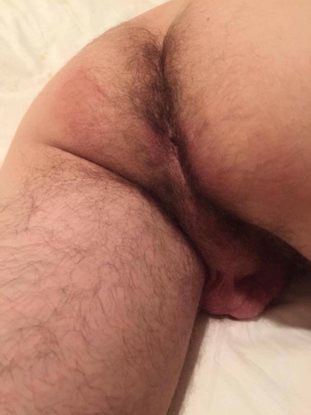 Photo by Smitty with the username @Resol702,  February 15, 2021 at 5:32 PM. The post is about the topic male ass cracks are so fantastic