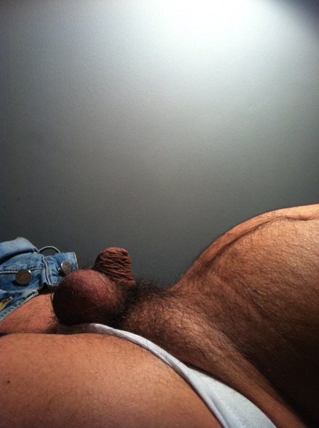 Photo by Smitty with the username @Resol702,  November 8, 2022 at 4:08 PM. The post is about the topic Gay hairy cocks