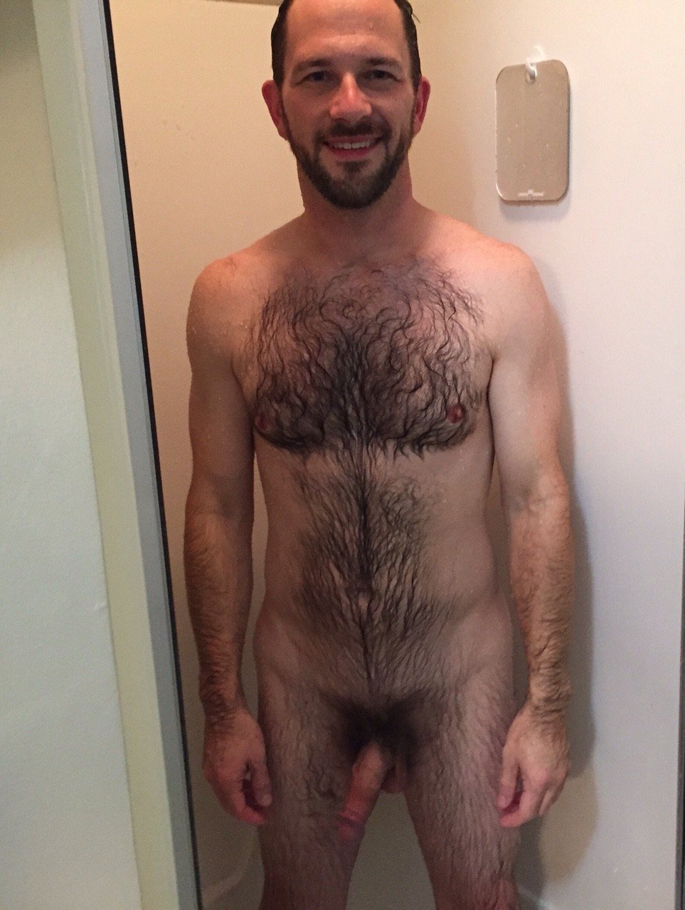 Photo by Smitty with the username @Resol702,  April 19, 2020 at 2:44 PM. The post is about the topic Gay Hairy Men