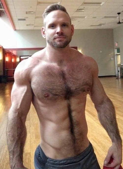 Photo by Smitty with the username @Resol702,  May 2, 2019 at 3:57 AM. The post is about the topic Gay Hairy Men