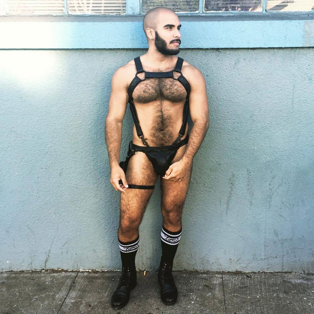 Photo by Smitty with the username @Resol702,  March 29, 2019 at 8:20 PM. The post is about the topic Gay Hairy Men