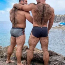 Photo by Smitty with the username @Resol702,  April 9, 2024 at 2:50 PM. The post is about the topic Gay Hairy Back