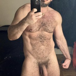 Photo by Smitty with the username @Resol702,  February 4, 2024 at 4:52 PM. The post is about the topic Gay Hairy Men