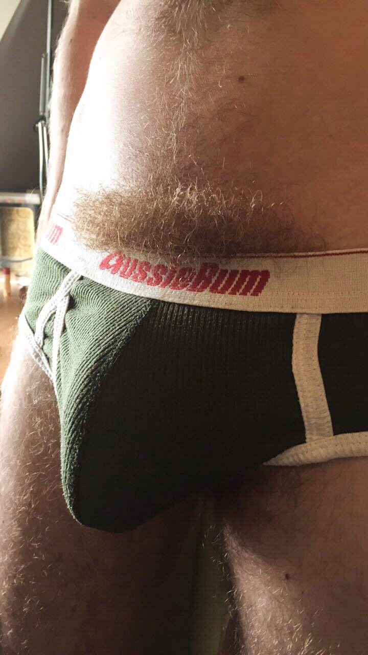 Photo by Smitty with the username @Resol702,  November 2, 2019 at 3:49 PM. The post is about the topic Gay hairy cocks and the text says 'bushy'