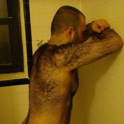 Photo by Smitty with the username @Resol702,  July 25, 2021 at 3:35 PM. The post is about the topic Gay Hairy Back