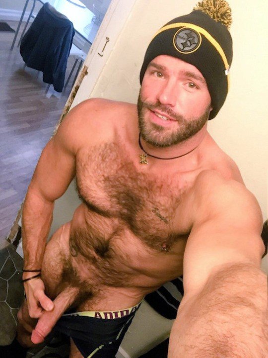 Photo by Smitty with the username @Resol702,  January 15, 2019 at 10:25 PM. The post is about the topic Gay Hairy Men