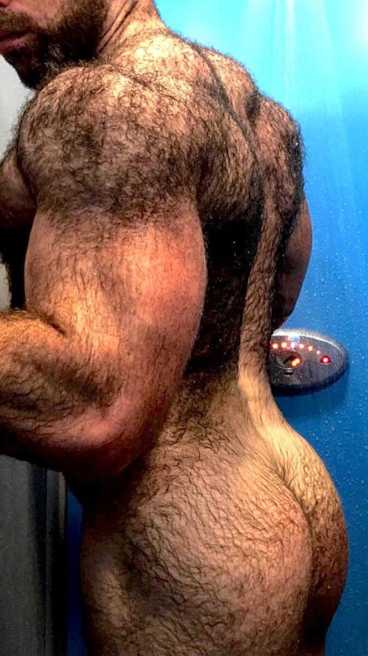 Photo by Smitty with the username @Resol702,  January 14, 2019 at 5:00 AM. The post is about the topic Gay Hairy Men