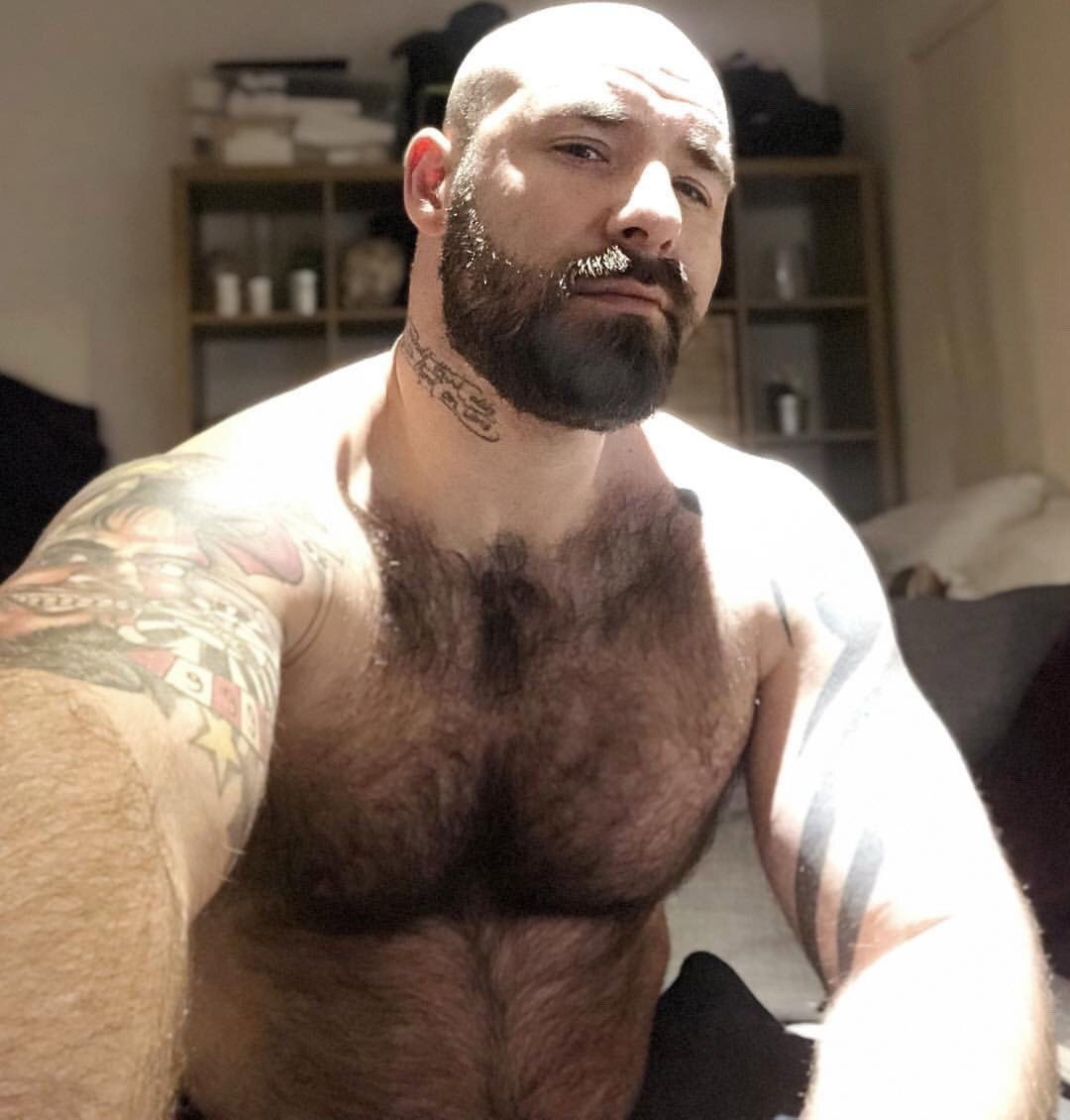 Photo by Smitty with the username @Resol702,  March 15, 2019 at 12:00 AM. The post is about the topic Hairy bears