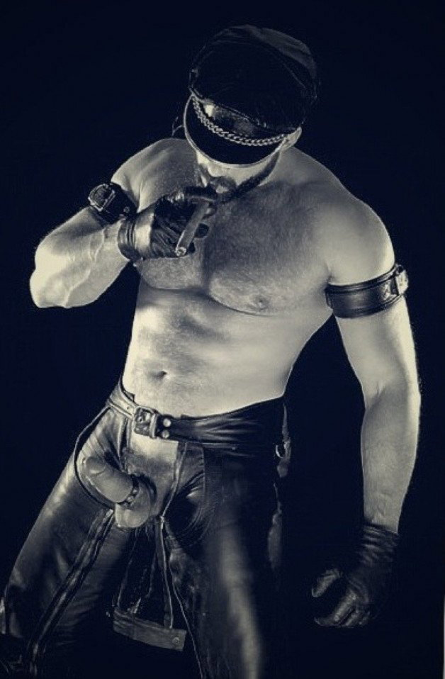 Photo by Smitty with the username @Resol702,  May 12, 2021 at 3:56 PM. The post is about the topic Leather Gays